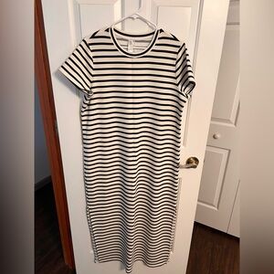 SPANX® AirEssentials
Maxi Dress